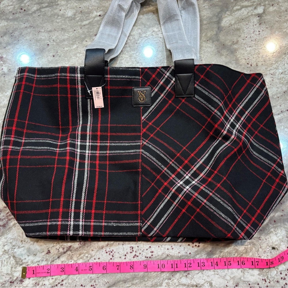 Plaid Tote Bag with Black and Red Design - Victoria’s Secret - New